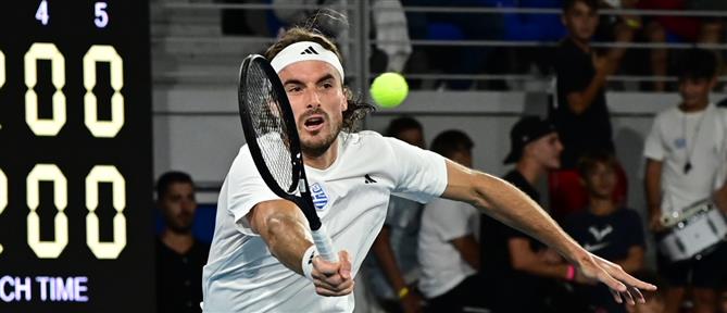 'Ηττα του Τσιτσιπά από τον Σίνερ στο Six Kings Slam