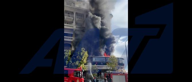 Θεσσαλονίκη: Φωτιά ξέσπασε σε κατάστημα εστίασης