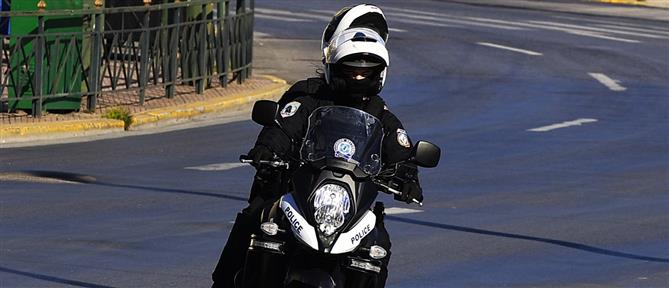 Αθήνα: Δικογραφία σε βάρος ανηλίκου για εξύβριση νεκρού αστυνομικού - Διαδικτυακές απειλές στην μητέρα του
