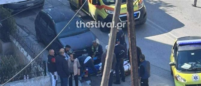 Θεσσαλονίκη: Σύγκρουση ΙΧ με μηχανή (εικόνες)