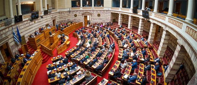 ΠΑΣΟΚ και Νέα Αριστερά διαψεύδουν τα σενάρια για κοινοβουλευτική σύμπλευση