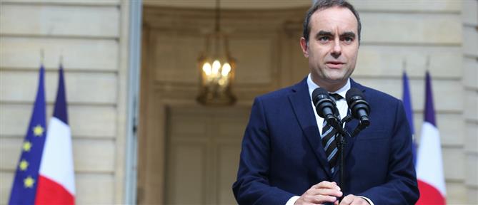 Γαλλία: Ο Λεκορνί αφήνει ανοιχτό το ενδεχόμενο σχηματισμού νέας κυβέρνησης – Απομακρύνεται η πιθανότητα εκλογών