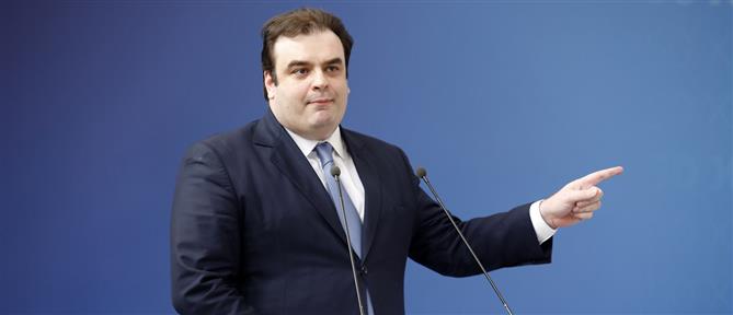 Πιερρακάκης: Ένα δισ. ευρώ στους λογαριασμούς των δημοσίων υπαλλήλων το 2026