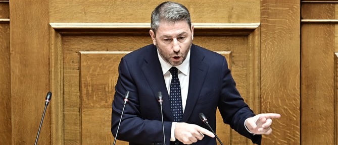 Ανδρουλάκης σε Μητσοτάκη: Εμφανιστήκατε ως θεματοφύλακας της κανονικότητας και γίνατε χειρότερος από τους προκατόχους σας