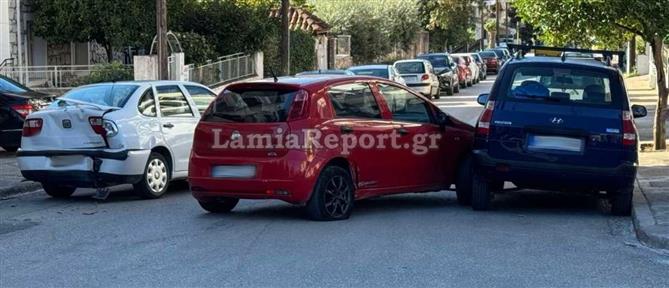Λαμία: Διπλή καραμπόλα με τέσσερα αυτοκίνητα (εικόνες)