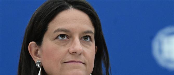 Ζωντανά οι ανακοινώσεις Κεραμέως - κοινωνικών εταίρων για τις συλλογικές συμβάσεις εργασίας