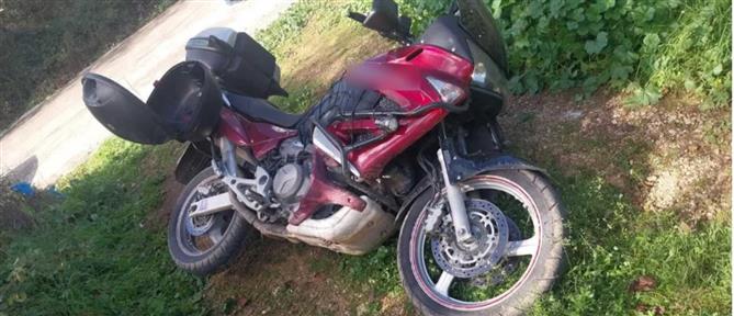 Εγνατία οδός: Δραπέτης οδηγός μηχανής διακινούσε κάνναβη μαζί με την μητέρα του (εικόνες)