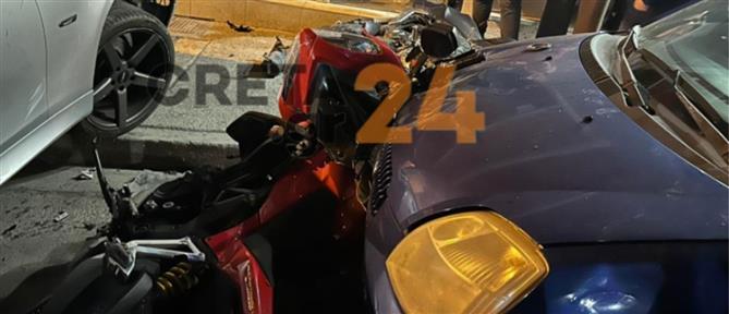 Τροχαίο ατύχημα στο Ηράκλειο: Αμάξι παρέσυρε σταθμευμένα οχήματα (εικόνες)