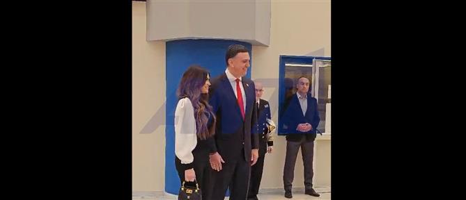 Κίμπερλι Γκίλφοϊλ: Συνάντηση με τον Βασίλη Κικίλια στο υπουργείο Ναυτιλίας (βίντεο)