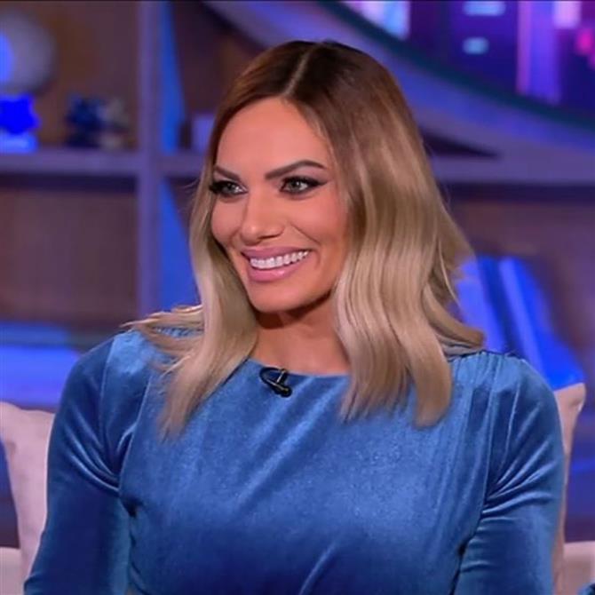 Ιωάννα Μαλέσκου: "Φυσικά κι αγαπώ τον ΣΚΑΙ, o ΣΚΑΙ αγαπά την Ιωάννα;"