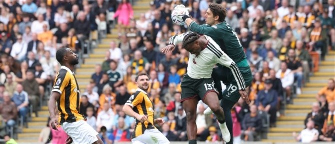 Premier League: Η Χαλ του Τζολάκη έκανε την έκπληξη κόντρα στη Μάντσεστερ Γιουνάιτεντ στην πρεμιέρα