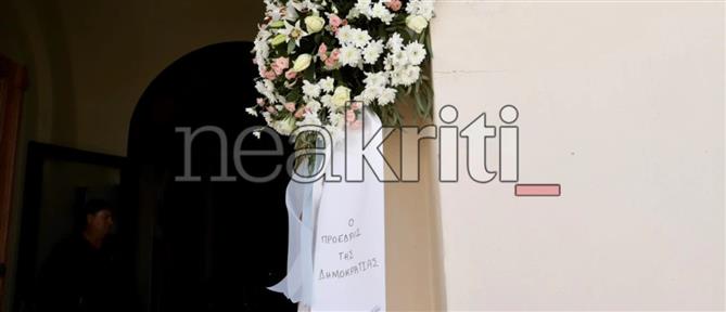 Κρήτη: Σε κλίμα οδύνης το τελευταίο αντίο στον 19χρονο ΕΠΟΠ που έχασε τη ζωή του απο χειροβομβίδα (εικόνες)