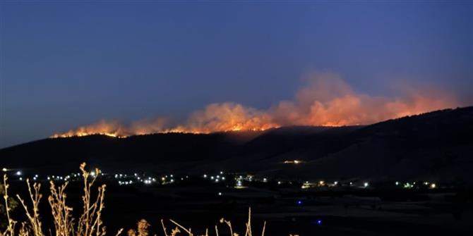 Φωτιά στην Κοζάνη: Μάχη με τις φλόγες για τρίτη ημέρα (εικόνες)