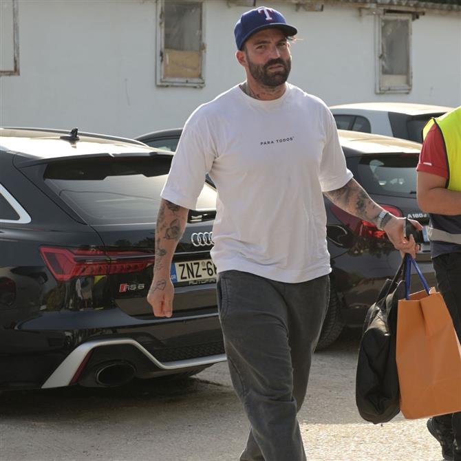 Δημήτρης Αλεξάνδρου: Αποκάλυψε ποια πρώην σύντροφό του έχει κάνει block στα social media