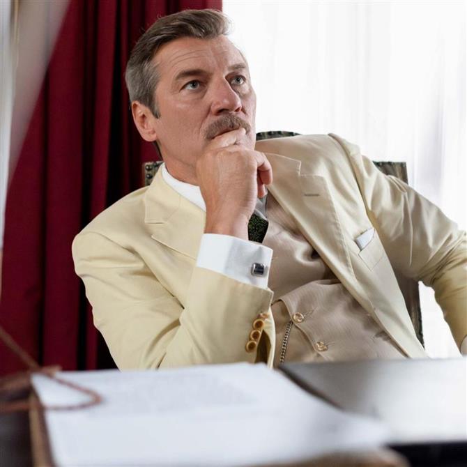 Γιάννης Στάνκογλου: Το spoiler για το "Grand Hotel" - "Θέλω να τους τα πάρω όλα"