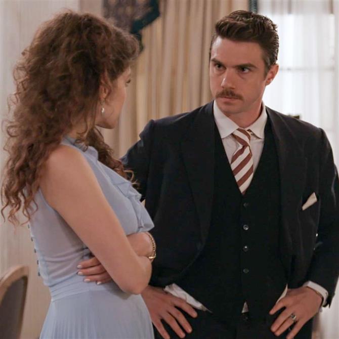 Grand Hotel: Αυτό που θα αντικρύσουν στο δάσος ο Άρης, η Αλίκη και η Φρίντα θα τους αφήσει με κομμένη την ανάσα…
