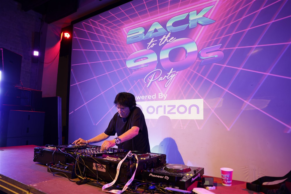 Back to the 90s Party powered by Orizon
