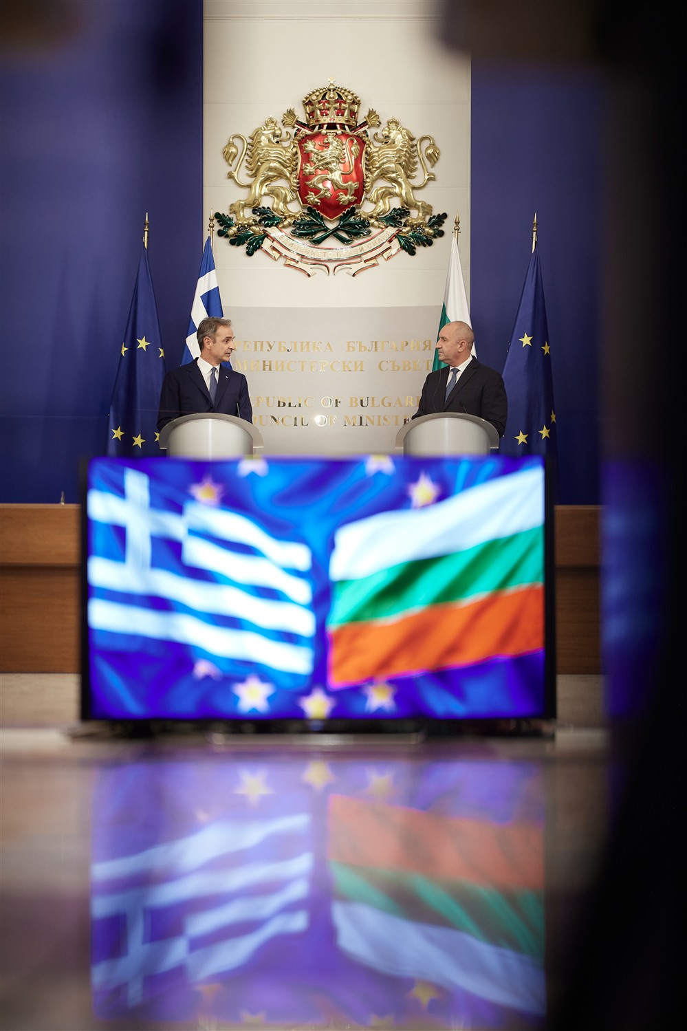 μητσοτακης - σόφια