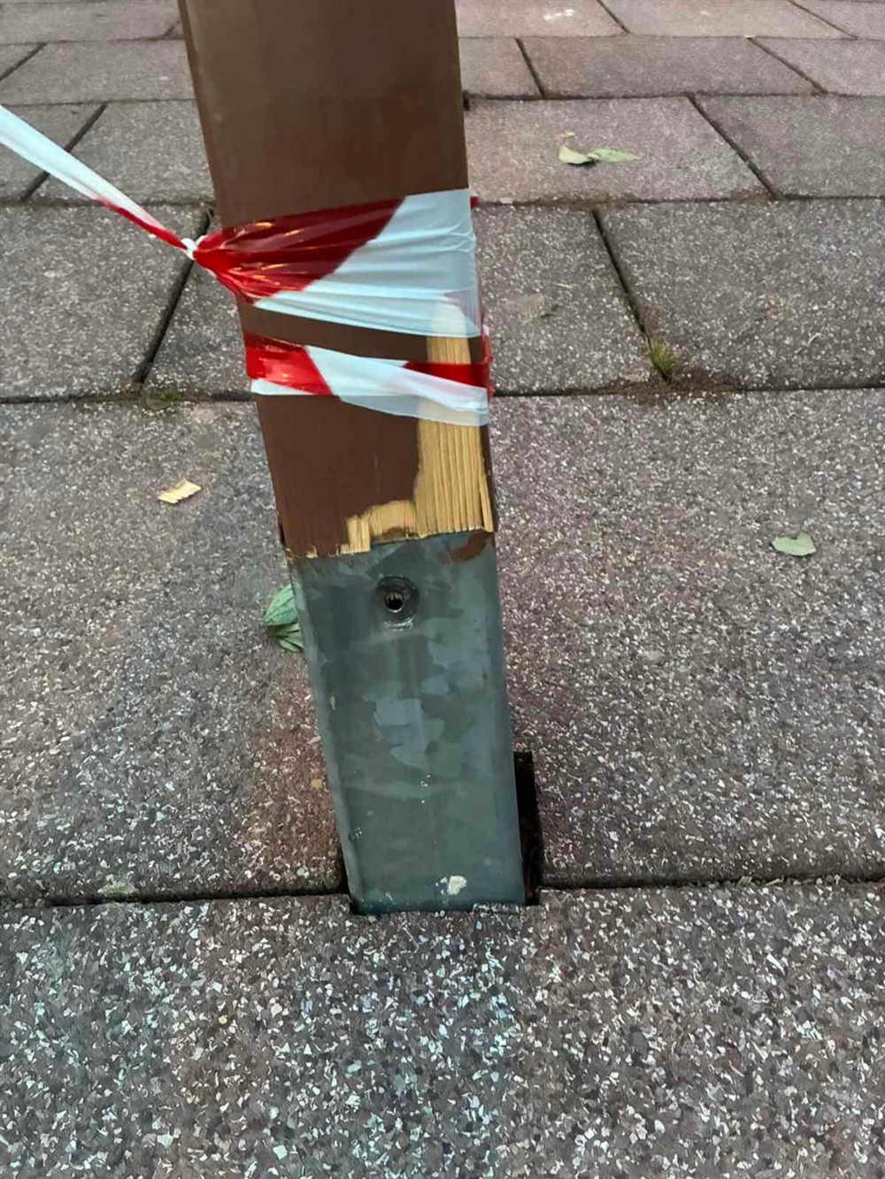 Παιδικη χαρα - κουνια - βιδες