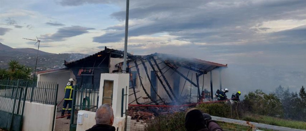 πυρκαγιά στη Ραφήνα