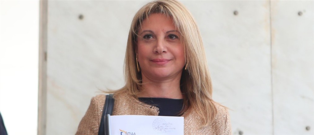 Νέες απώλειες για το κόμμα της Καρυστιανού: Η Κατερίνα Μουτσάτσου και ο Τάκης Κοτσόργιος δηλώνουν την αποχώρησή τους από την "Ελπίδα για τη Δημοκρατία"