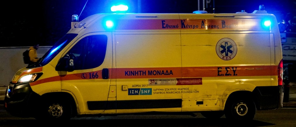 Σοβαρό τροχαίο στη Λεωφόρο Μαρκοπούλου - Σε κρίσιμη κατάσταση 21χρονος οδηγός μηχανής