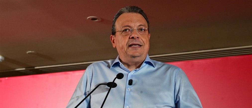 Φάμελλος: Με το "δίπλα" στον Αλέξη Τσίπρα είμαστε παρόντες στην προγραμματική σύγκλιση