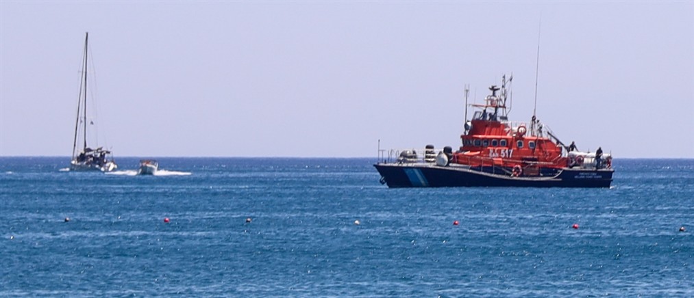 Ναυάγιο με μετανάστες στα νότια του Ηρακλείου: Τρεις νεκροί και δεκάδες αγνοούμενοι