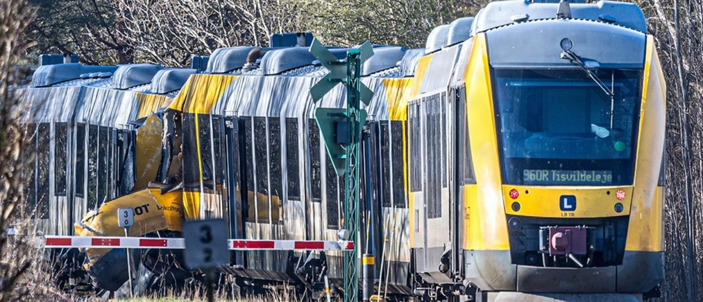 Μετωπική σύγκρουση τρένων στη Δανία