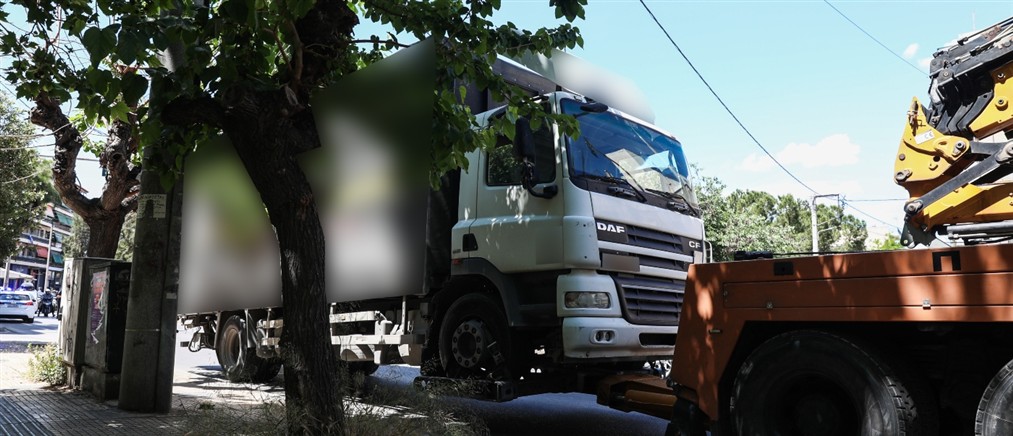 Άνω Πατήσια: Φονική παράσυρση γυναίκας από φορτηγό