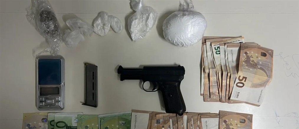 Συλλήψεις για ναρκωτικά σε Άγιο Παντελεήμονα και Αττική (εικόνες)