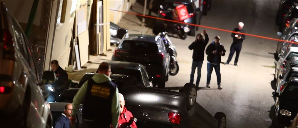 Επίθεση έξω από το σπίτι του πρώην εισαγγελέα Αρείου Πάγου - Μπογιές, συνθήματα και ζημιές