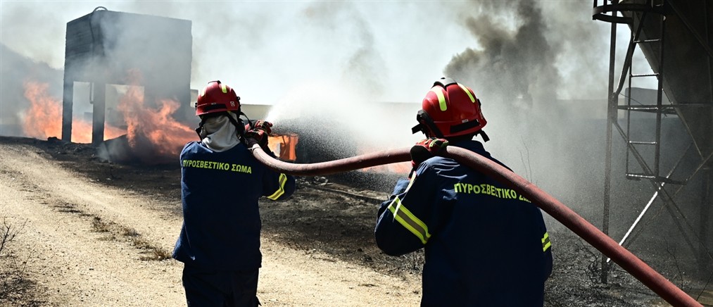 Σαλαμίνα: Σύλληψη 49χρονου για πρόκληση πυρκαγιάς – Εκτελούσε εργασίες ηλεκτροσυγκόλλησης