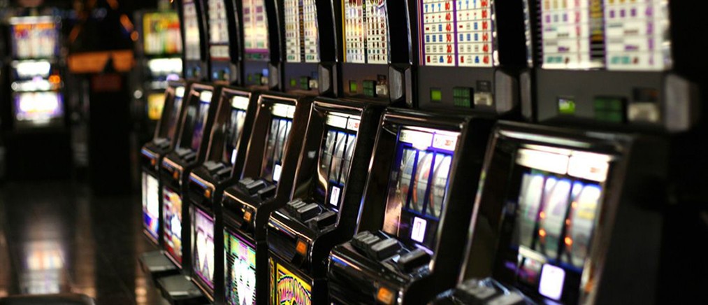 Θεσσαλονίκη: Είχαν στήσει μίνι καζίνο σε καφετέρια