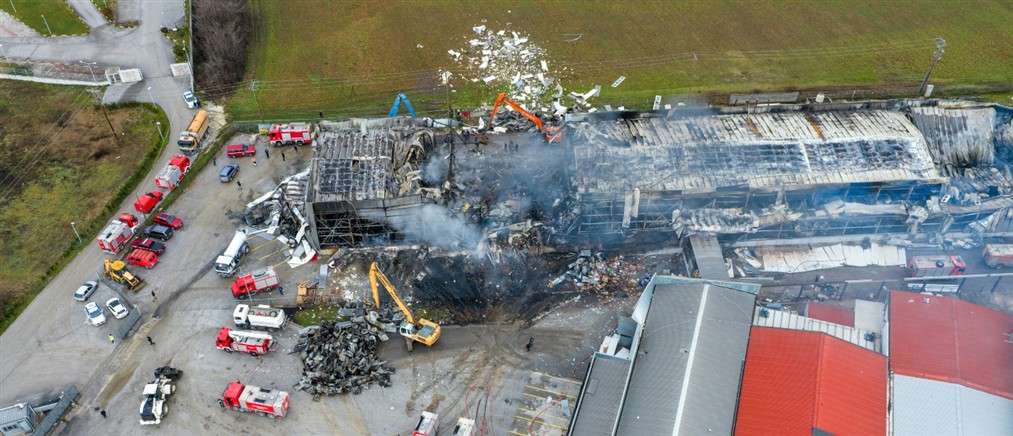 Έκρηξη στη Βιολάντα: Στο μικροσκόπιο νέοι τεχνικοί - Ο ιδιοκτήτης εμπλέκει Υπουργό στην απολογία του