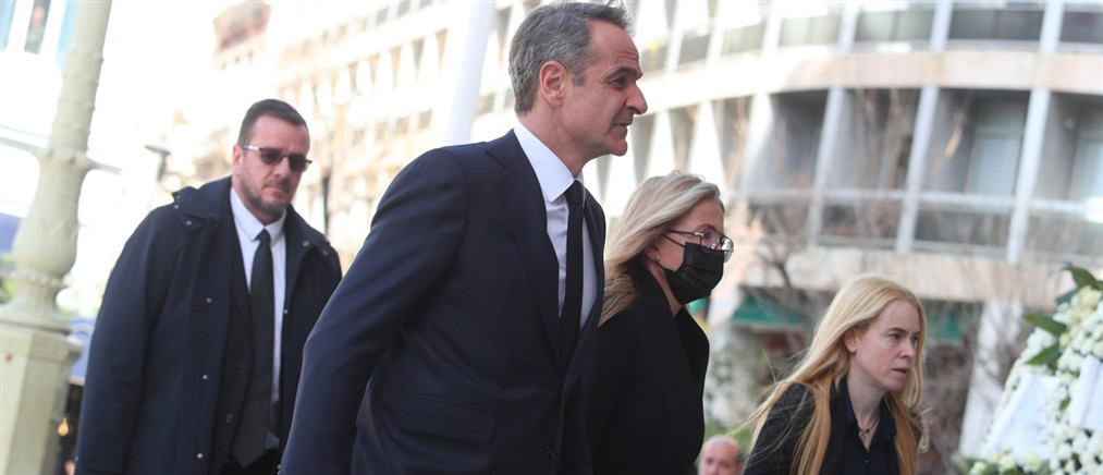 Το τελευταίο αντίο στην Ελένη Γλύκατζη, Αρβελέρ - Παρών στην κηδεία και ο Κ. Μητσοτάκης