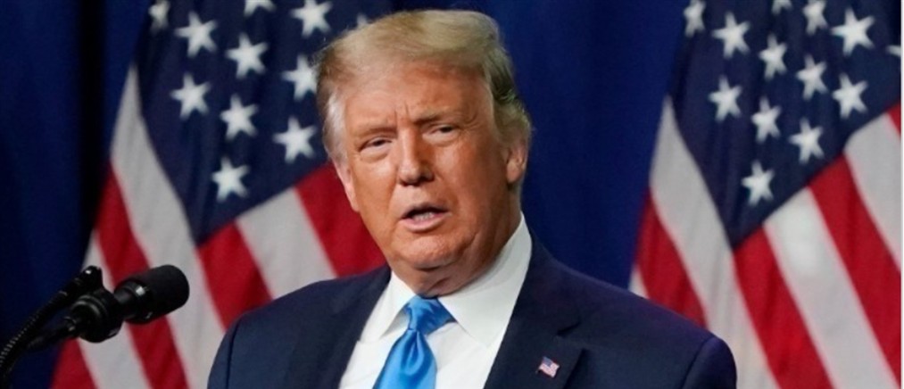 Ο Τραμπ ανακοίνωσε ότι αυξάνει τον προσωρινό "παγκόσμιο δασμό" στο 15%