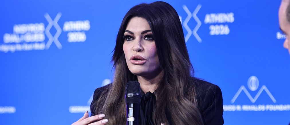 Συνάντηση Κίμπερλι Γκίλφοϊλ με Αμερικανούς Γερουσιαστές