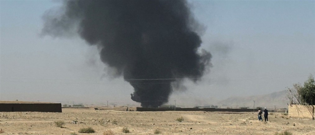 Εκατοντάδες νεκροί μετά τον αεροπορικό βομβαρδισμό του Πακιστάν στην πρωτεύουσα του Αφγανιστάν