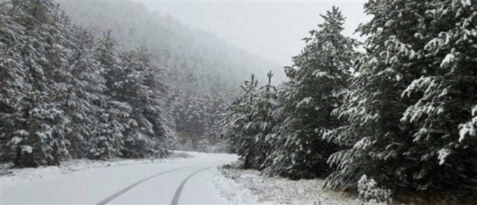 Κακοκαιρία στη Θεσσαλονίκη: Έκλεισε ο δρόμος Ωραιοκάστρου-Μελισσοχωρίου