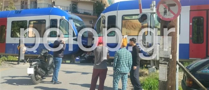 Πάτρα: Αμαξοστοιχία προσέκρουσε σε αυτοκίνητο - Ακυρώνονται τα δρομολόγια