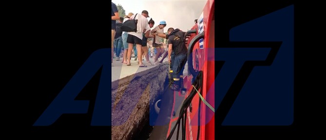 Πύρινος εφιάλτης στην Χαλκιδική - Πάνω από 200 οι απεγκλωβισμοί από την Σίβηρη (βίντεο)