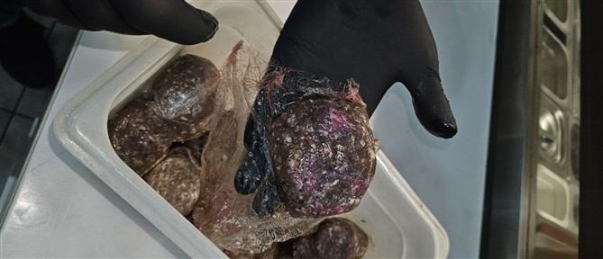 Αττική: Νέα κατάσχεση 5,6 τόνων ακατάλληλων τροφίμων