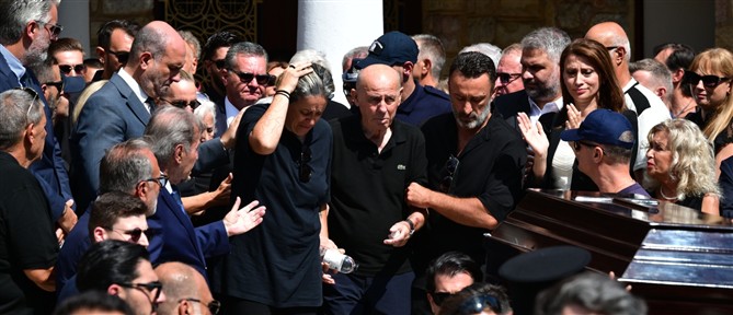 Κηδεία Γιώργου Μαζωνάκη: Το τελευταίο "αντίο" στον αγαπημένο τραγουδιστή - Ράγισαν καρδιές στη Νίκαια