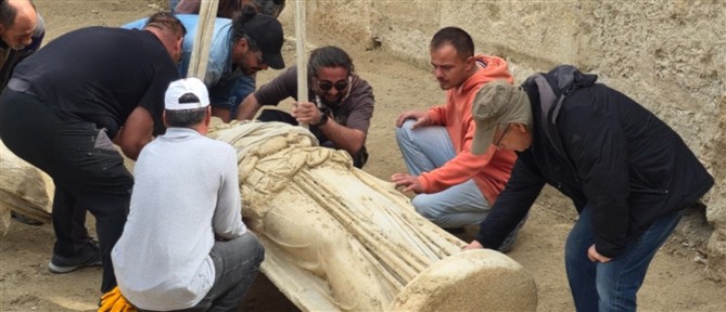 Τουρκία: Ανακαλύφθηκε άγαλμα της Αθηνάς ύψους 2 μέτρων στη Λαοδικεία (βίντεο)