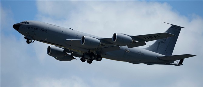 Συντριβή Stratotanker: Τέσσερα από τα έξι μέλη του πληρώματος του KC-135 είναι επιβεβαιωμένα νεκρά