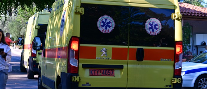 Σε πλήρη ετοιμότητα το ΕΚΑΒ για τις πυρκαγιές στην Φωκίδα και στην ευρύτερη περιοχή του Πόρτο Γερμενού