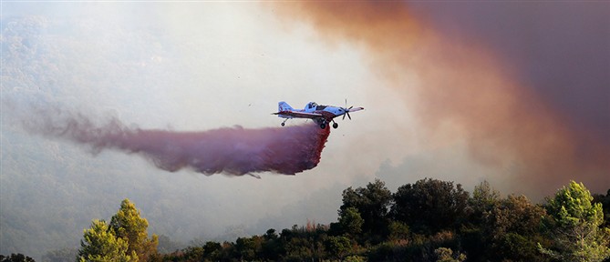 Στα πύρινα μέτωπα της νότιας Γαλλίας οι Έλληνες πυροσβέστες