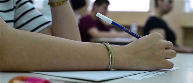 Πανελλαδικές 2026: Τα θέματα σε Μαθηματικά, Αρχαία και Βιολογία