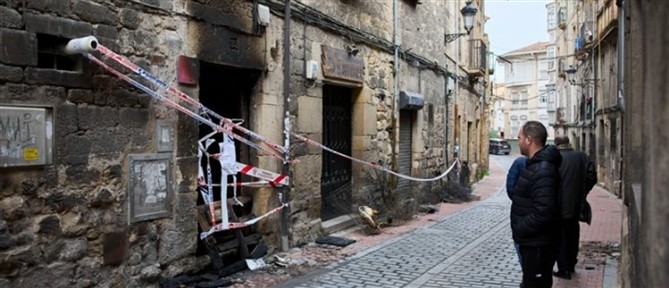 Ισπανία: Τρεις νεκροί και τέσσερις τραυματίες από πυρκαγιά σε κτίριο - Τριήμερο πένθος στην πόλη